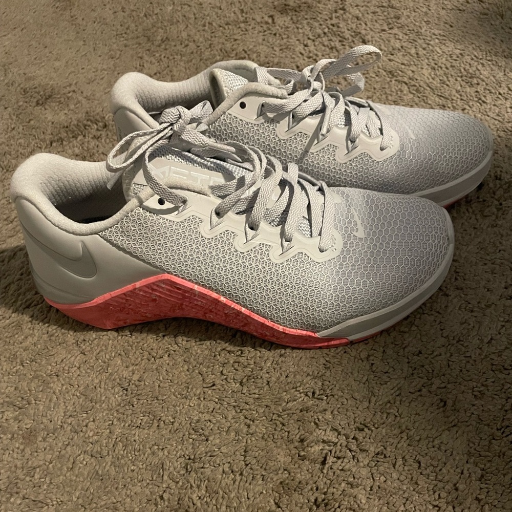 Nike Metcons sz 7